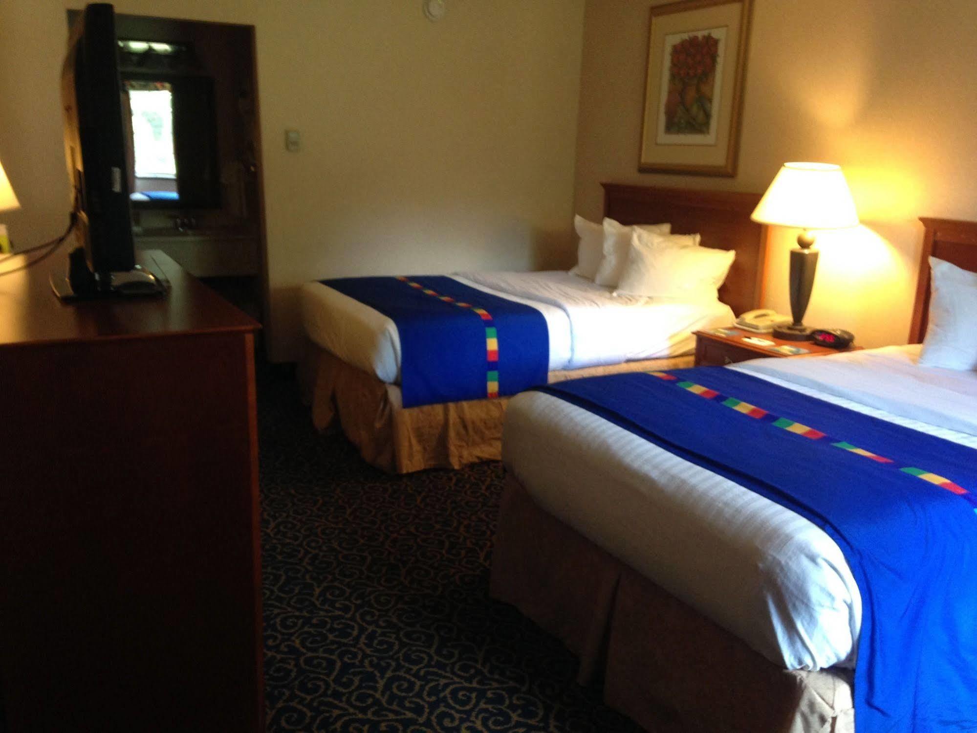 מכניקסבורג Park Inn By Radisson Harrisburg West מראה חיצוני תמונה